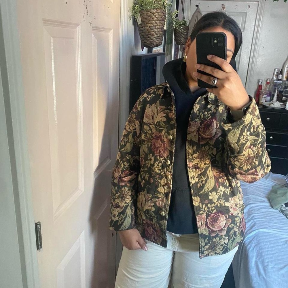 Black and Brown Puffer Jacket with Versatile Style
